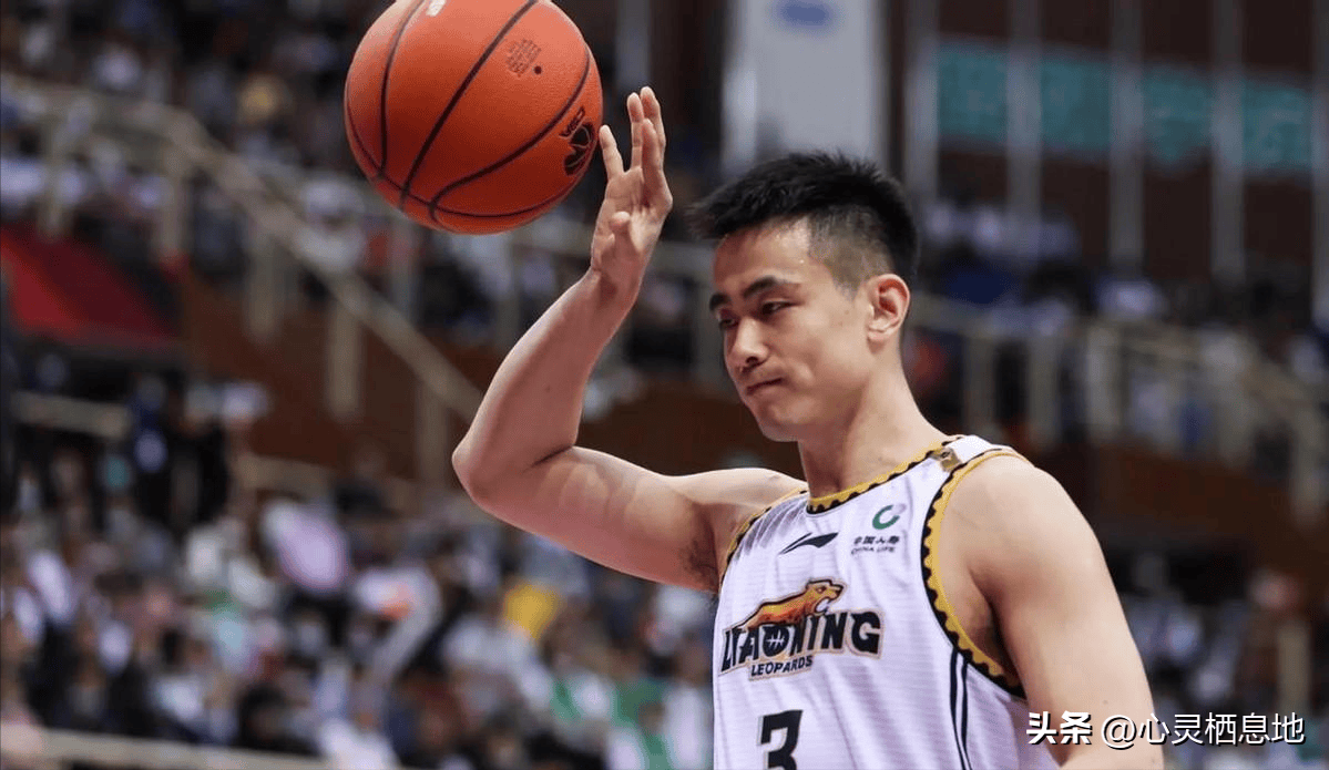 辽宁男篮在比赛中取得胜利，积极态度备受称赞